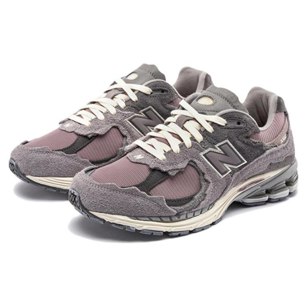 New Balance NB 2002R