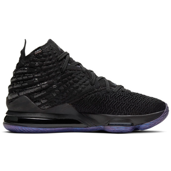 Nike Lebron 17