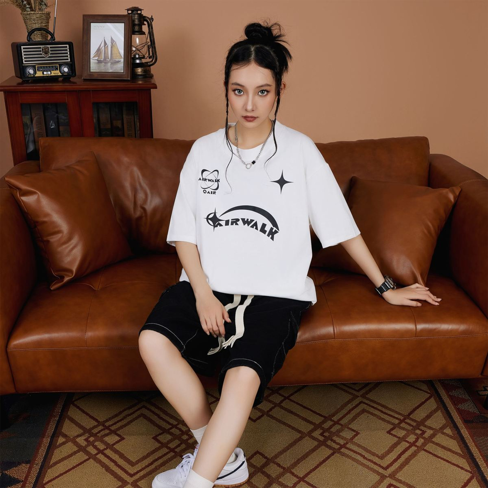Airwalk T