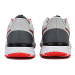 Nike REVOLUTION 5