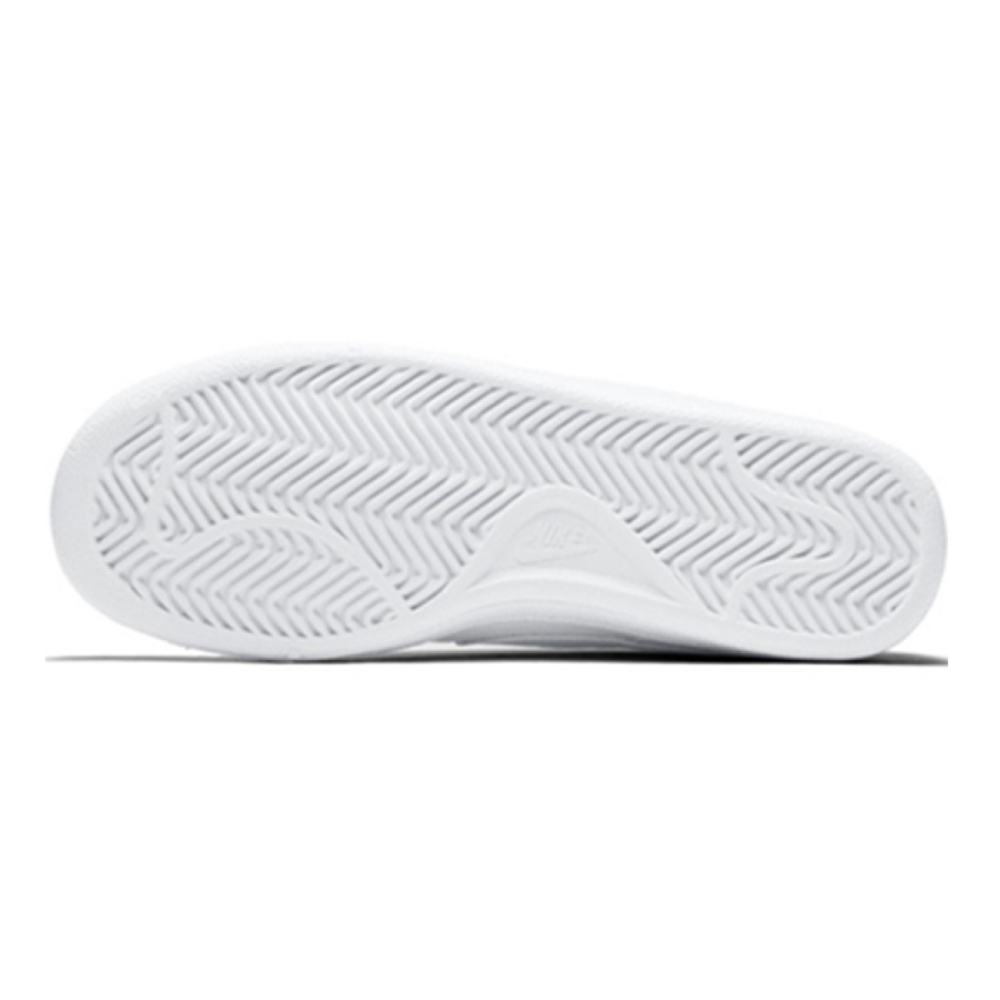 Nike Court Royale