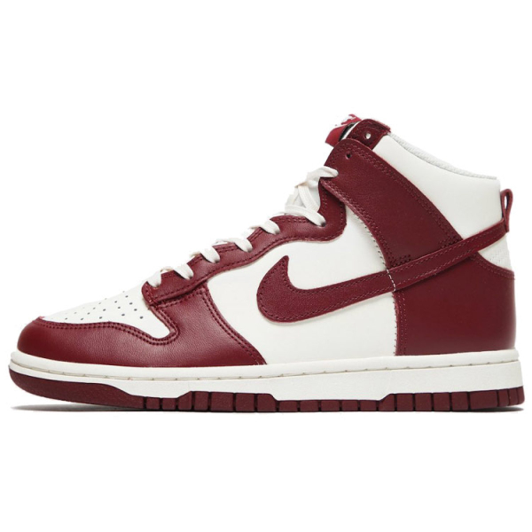 Nike Dunk "Team Red"