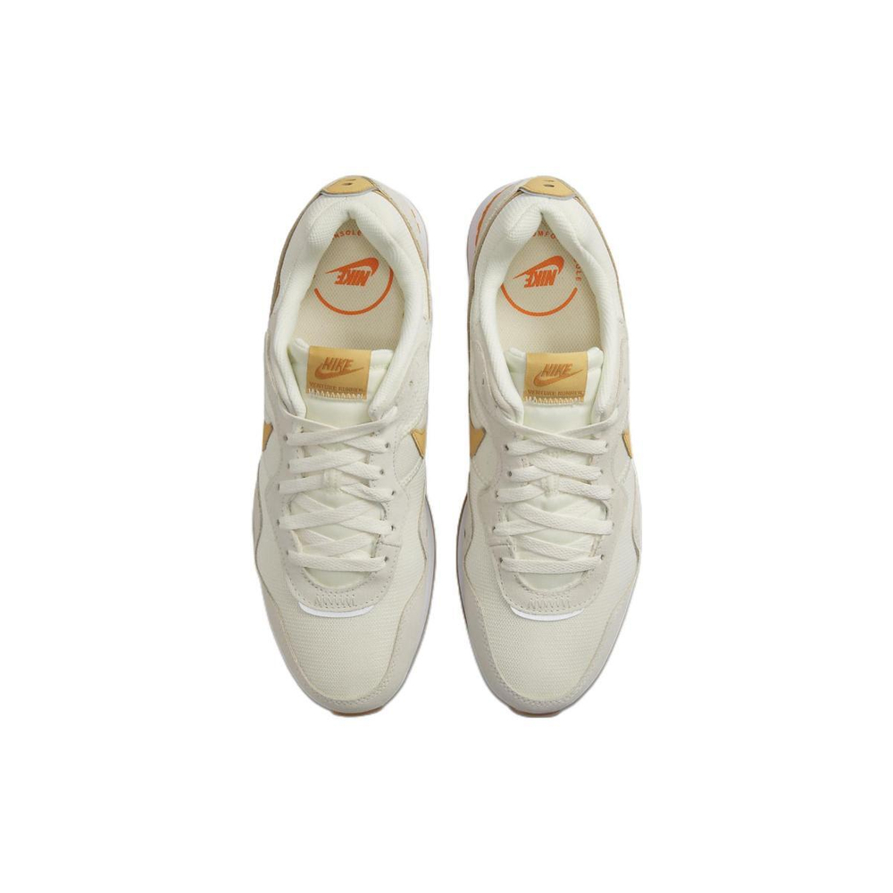 Nike Venture Runner