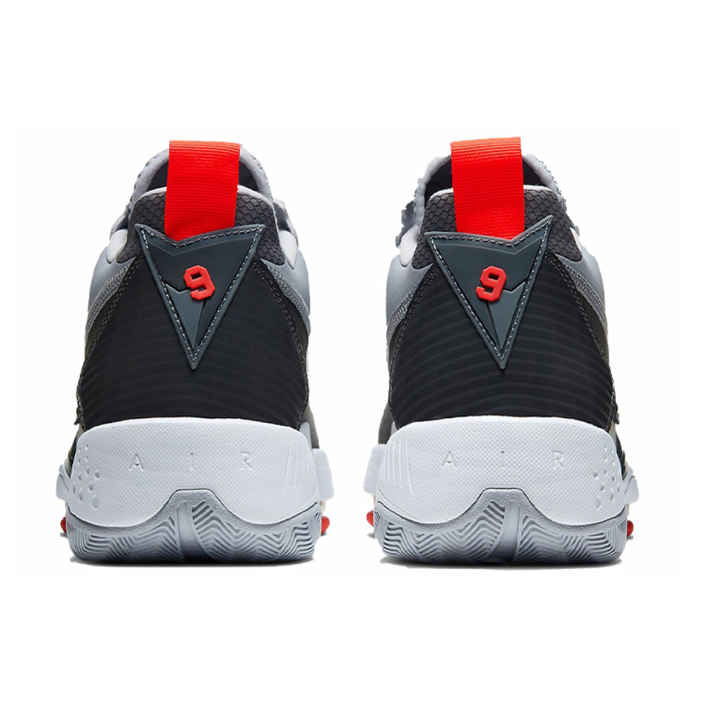 Jordan Zoom 92