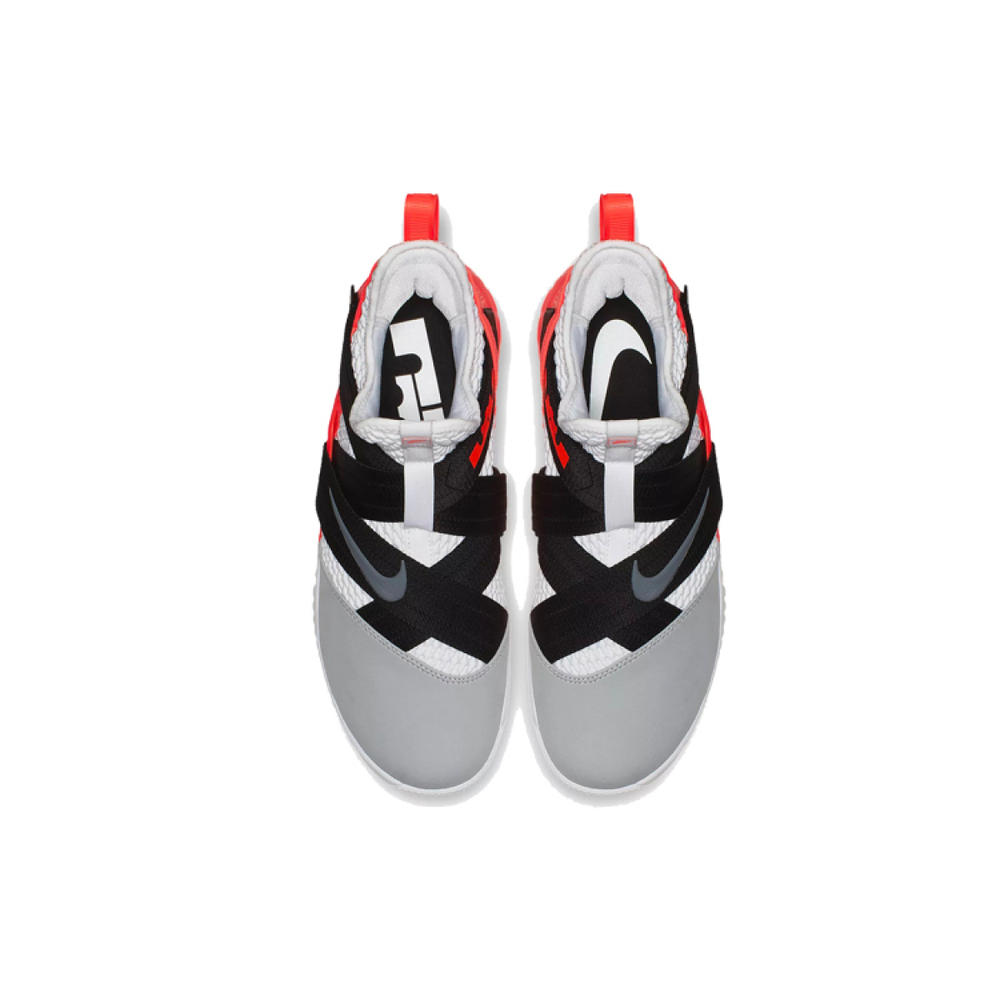 Nike zoom soldier 12 Lebron