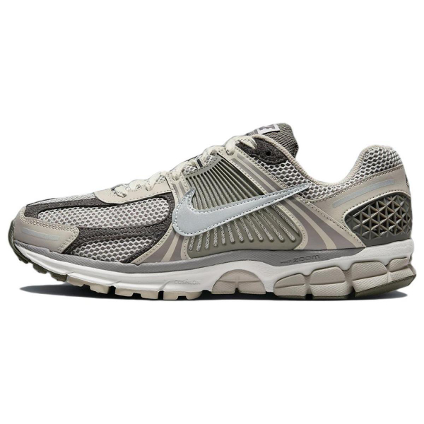 Nike Air Zoom Vomero 5 "Bone Beige"