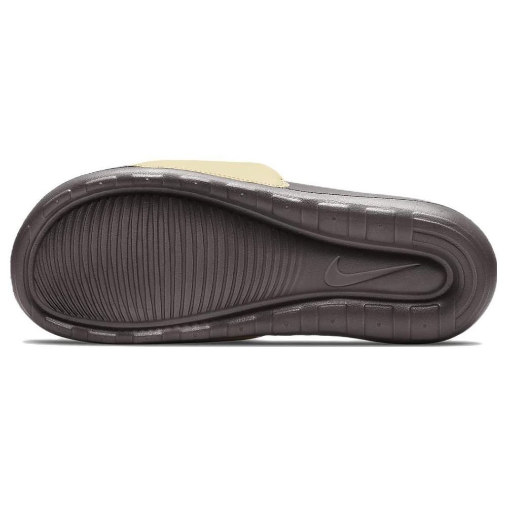 Nike Victori One