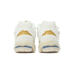 New Balance NB 2002R