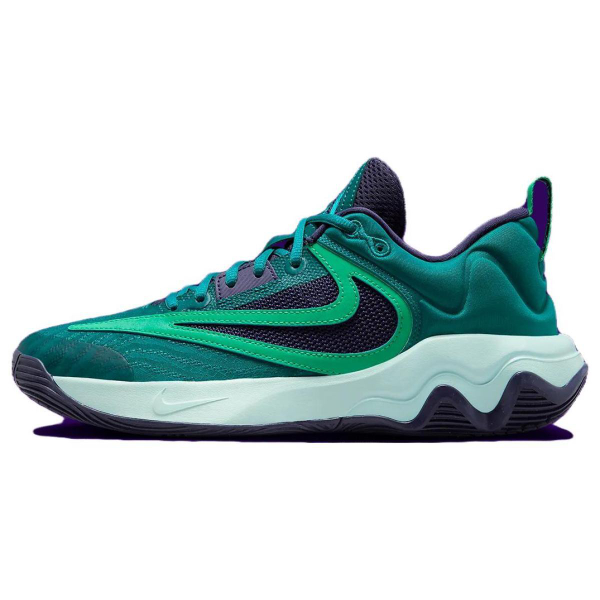 Nike Giannis Immortality 3
