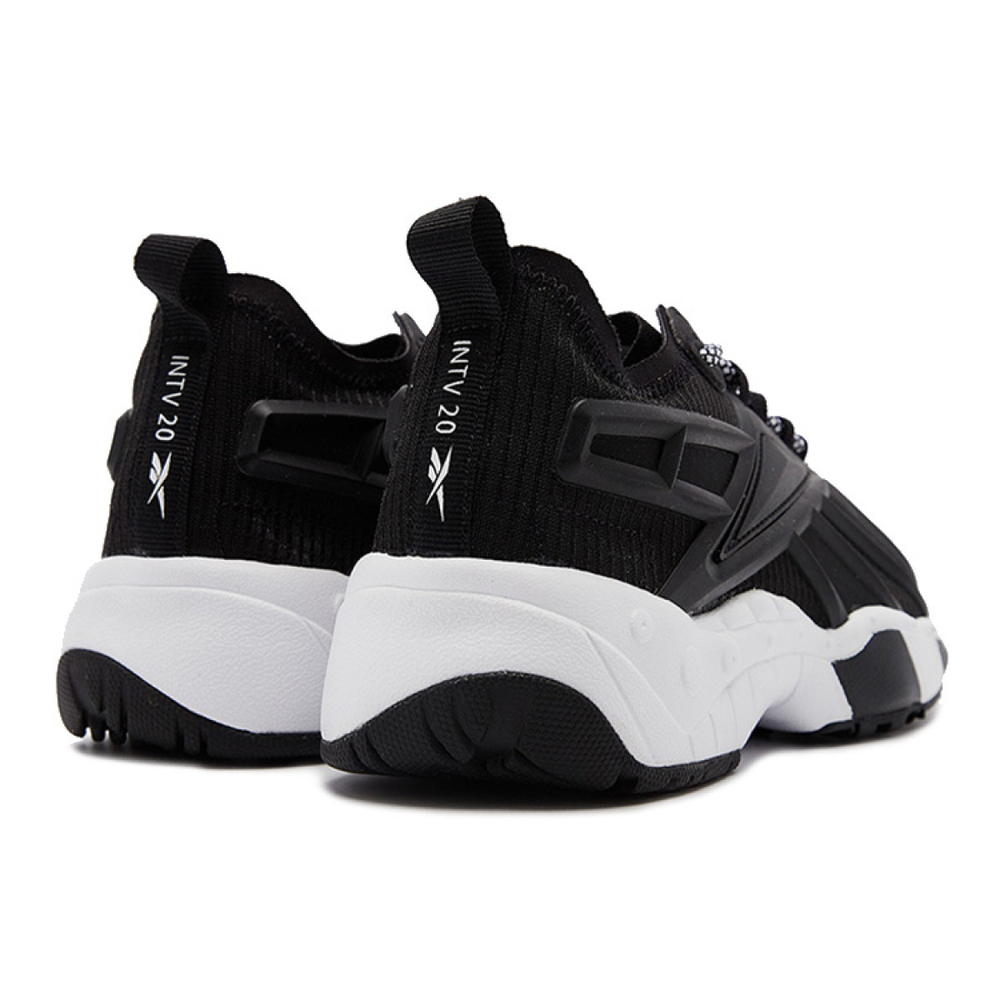 Reebok Intv 20