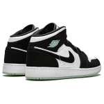 Jordan Air Jordan 1 Mid SE