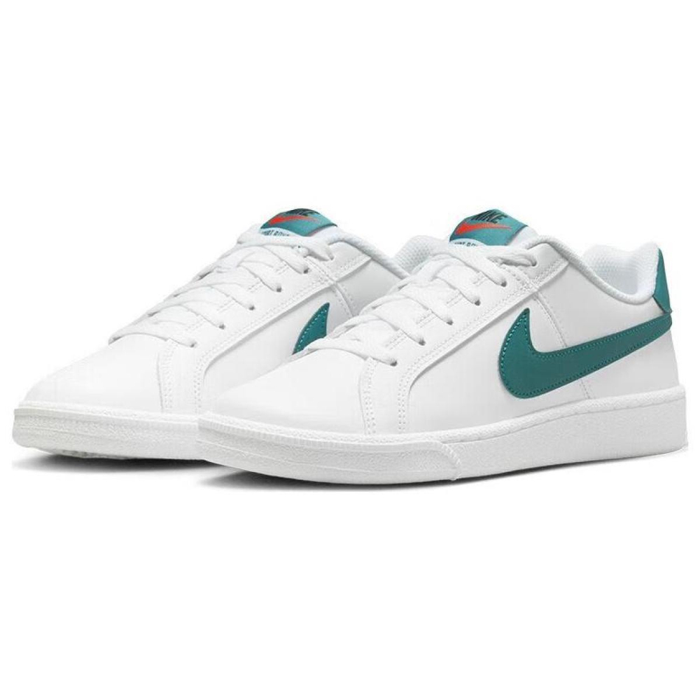 Nike Court Royale