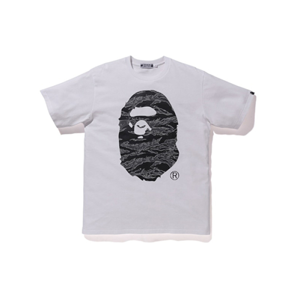 A BATHING APE x Undefeated Apehead Tee White T