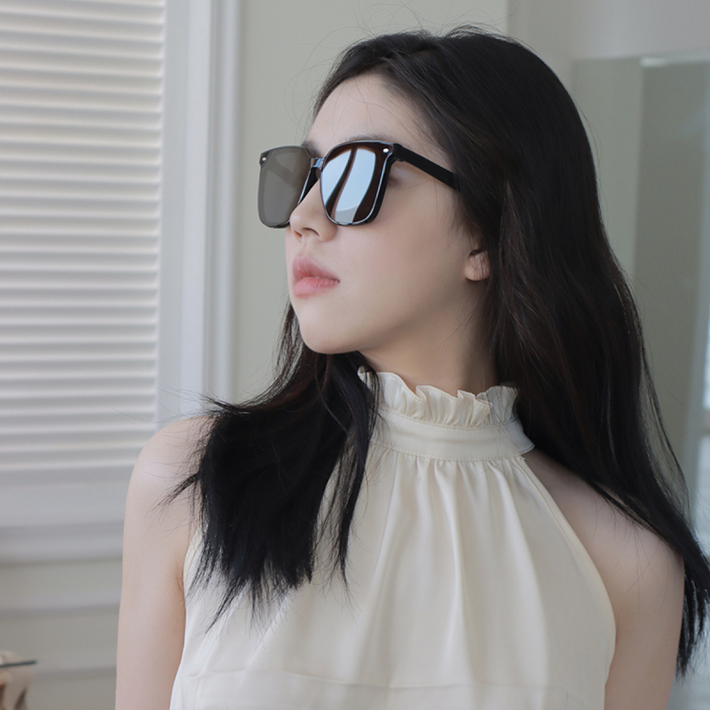 【 】 PULAIS TR/