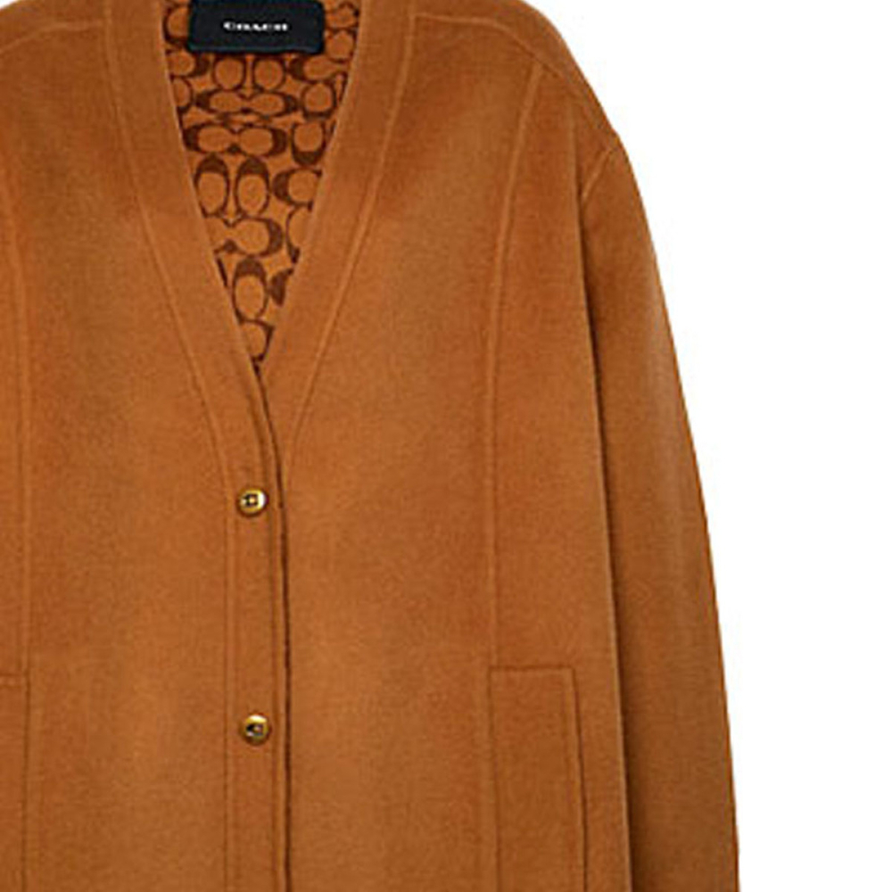 COACH FW21