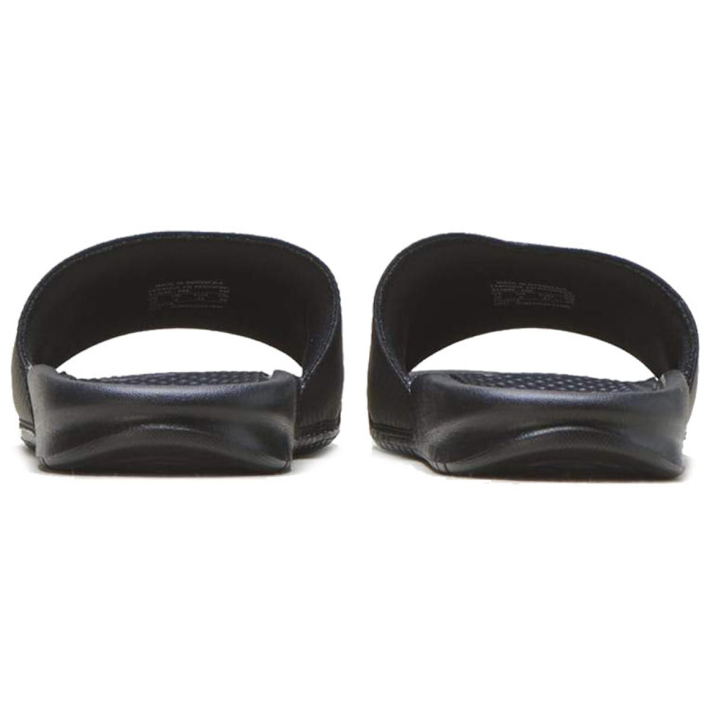 Nike Benassi
