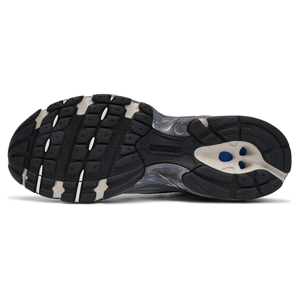 【 】 New Balance NB 530