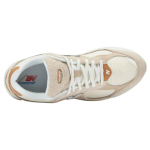 New Balance NB 2002R