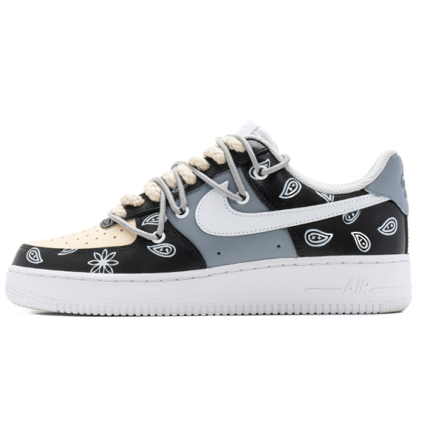 【 】 Nike Air Force 1 07 vibe