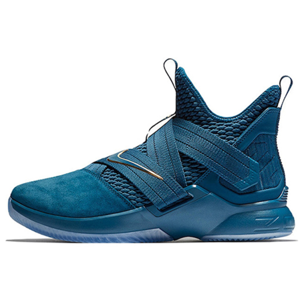 Nike zoom soldier 12 LeBron 12