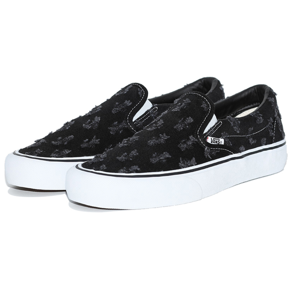 Supreme x Vans slip-on 2020