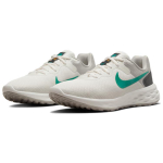 Nike REVOLUTION 6