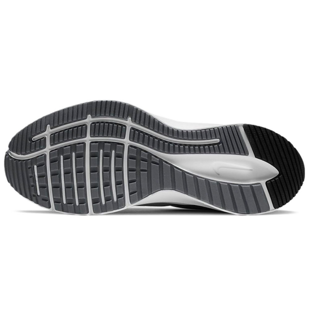 Nike Quest 3