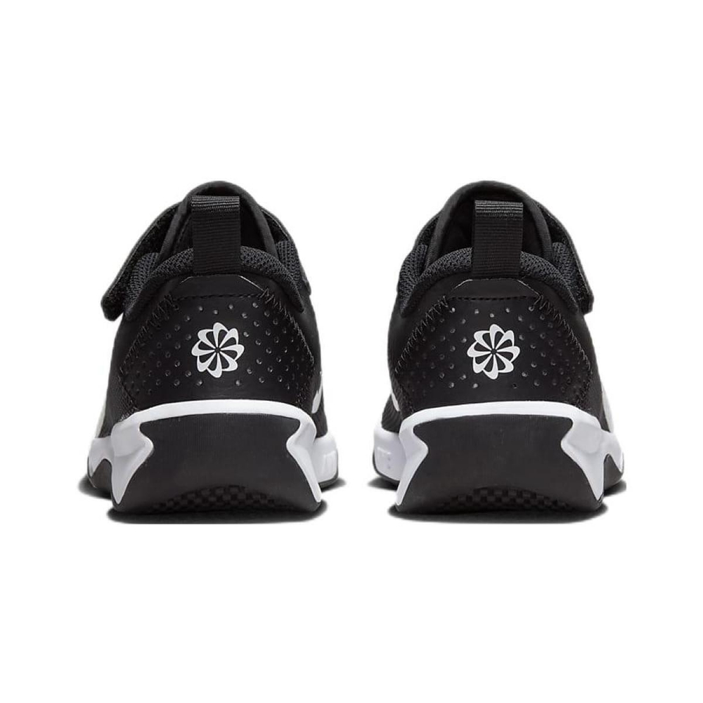 Nike Omni Multi-Court