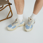 New Balance NB 2002R