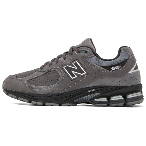 New Balance NB 2002R
