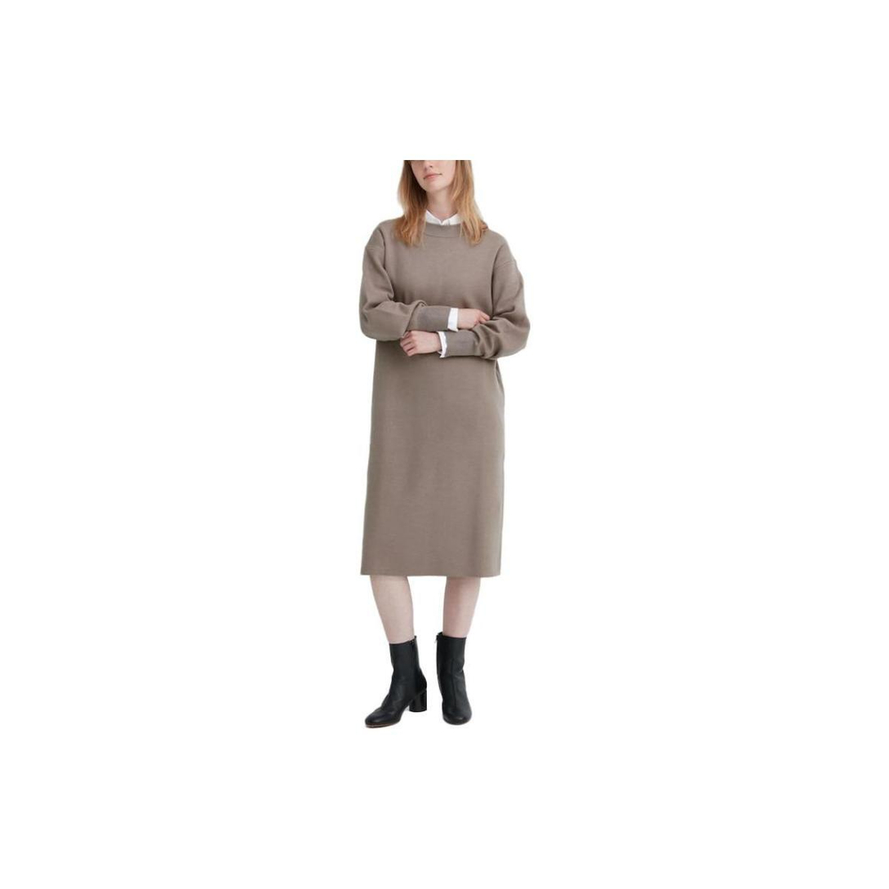 UNIQLO/