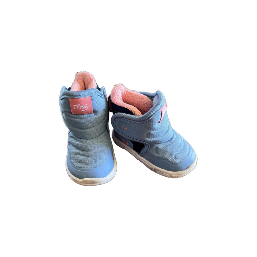 Nike Novice Boot