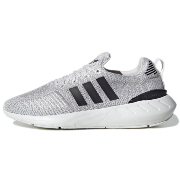 Adidas originals Swift Run 22