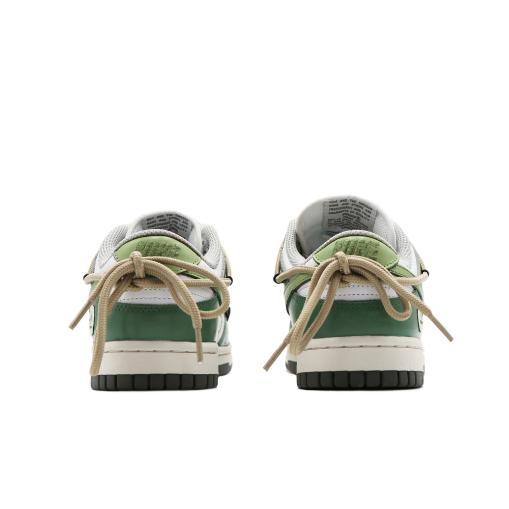 【 】 Nike Dunk Low
