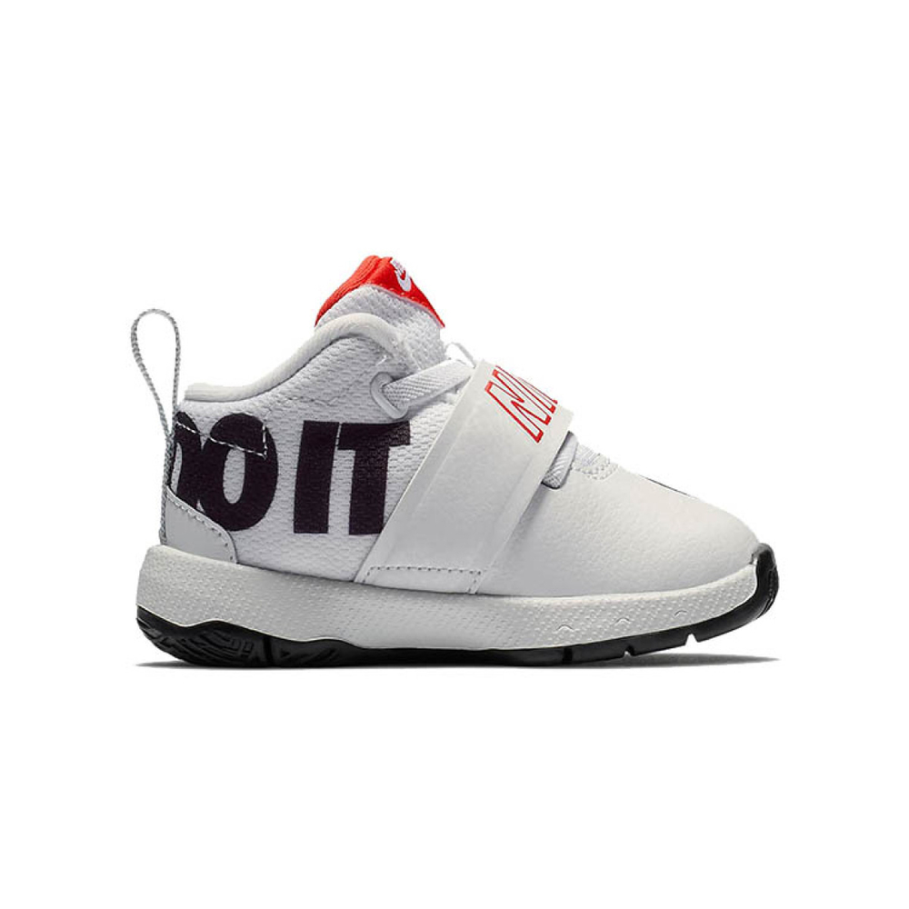 Nike Team Hustle D 8 JDI