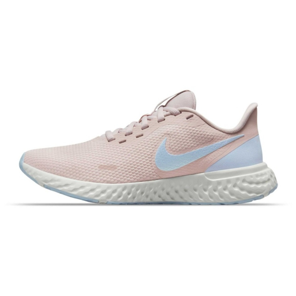 Nike REVOLUTION 5
