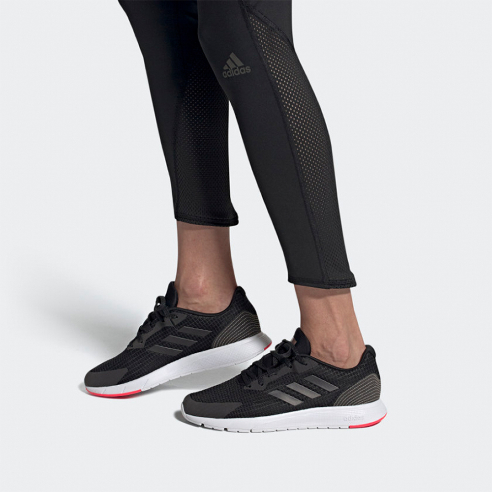 Adidas neo Sooraj