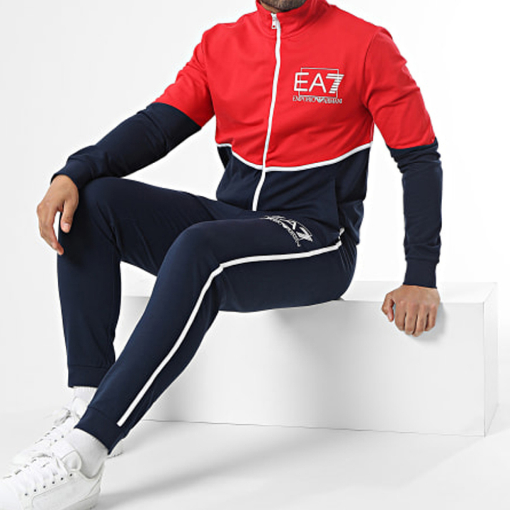 EMPORIO ARMANI EA7 SS23 Logo