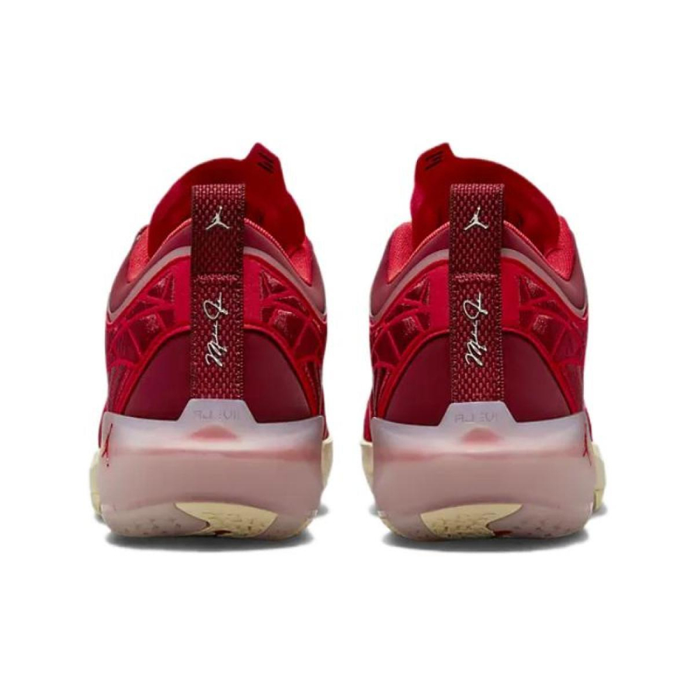 Jordan Air Jordan 37 Low "Team Red"