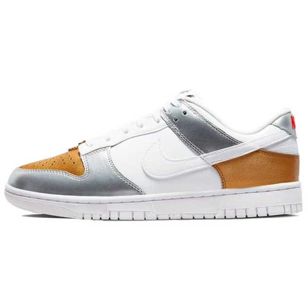 Nike Dunk "Metallic"