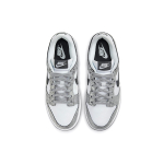 Nike Dunk Retro "Golden Gals"