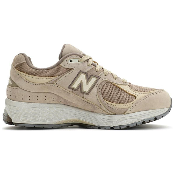 New Balance NB 2002R