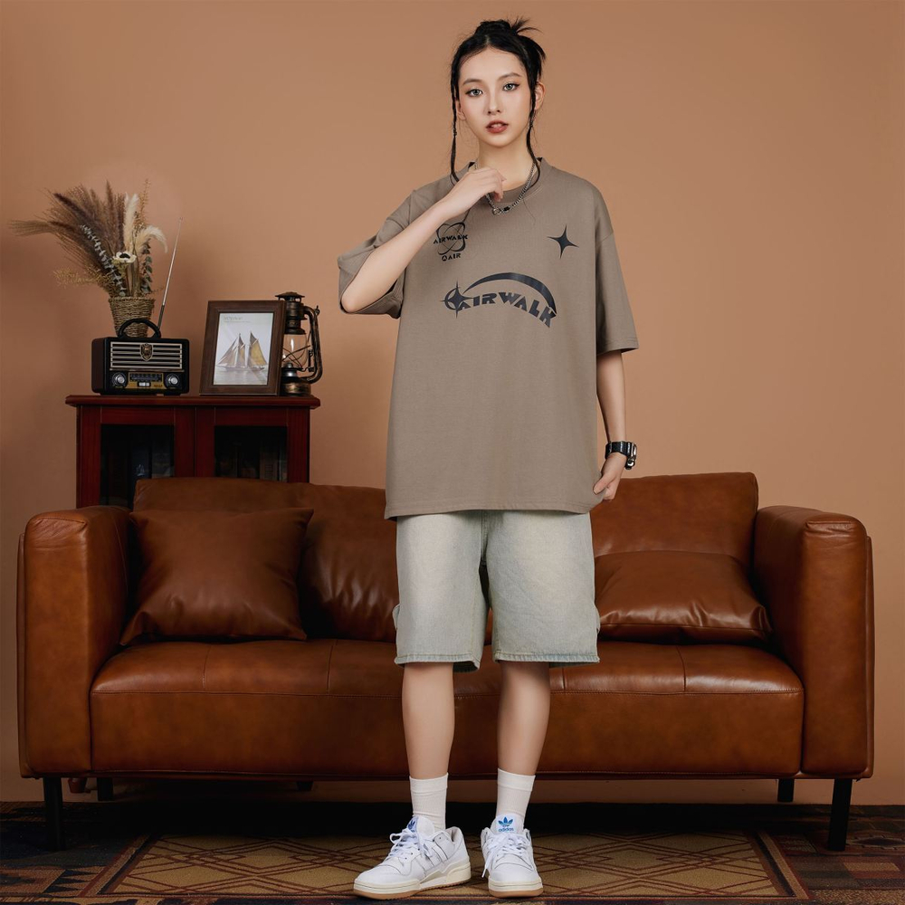 Airwalk T