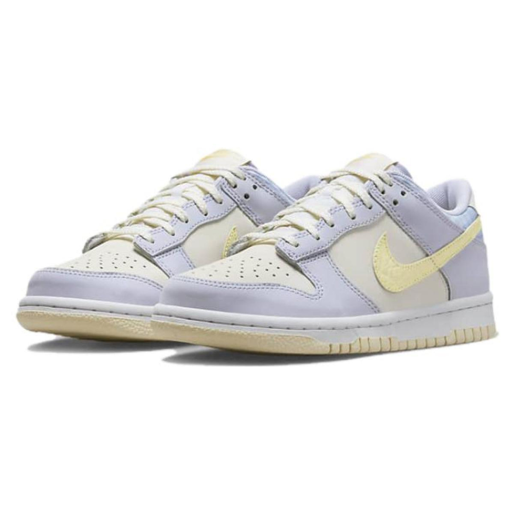 Nike Dunk SE "Easter"