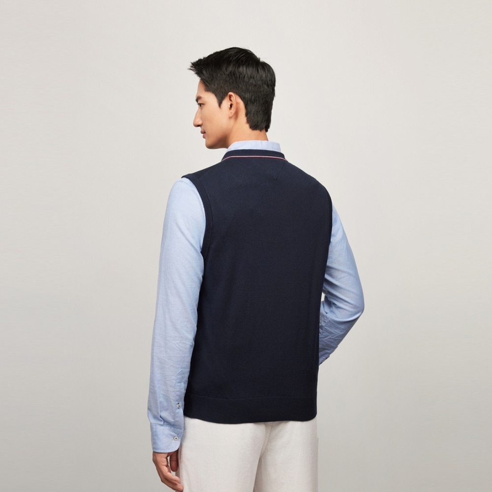 Tommy Hilfiger V