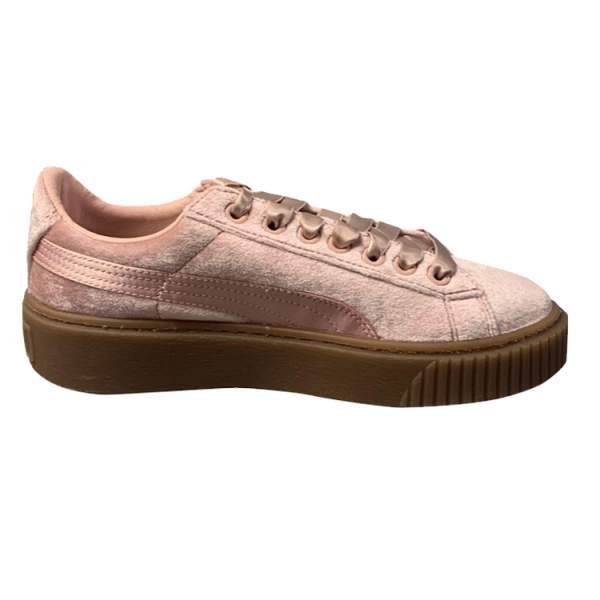 FENTY BEAUTY/ x PUMA Suede