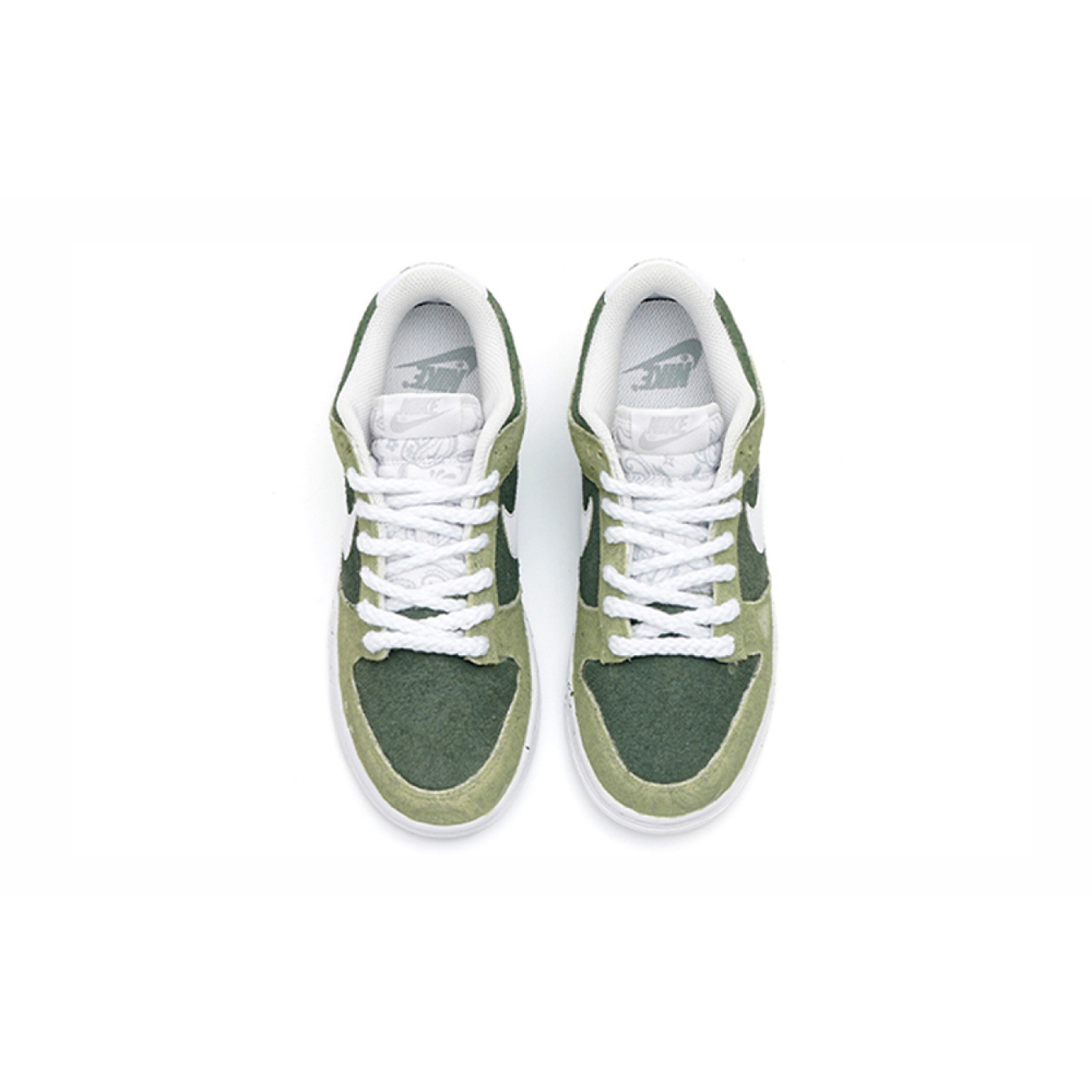 【 】 Nike Dunk Low ESS