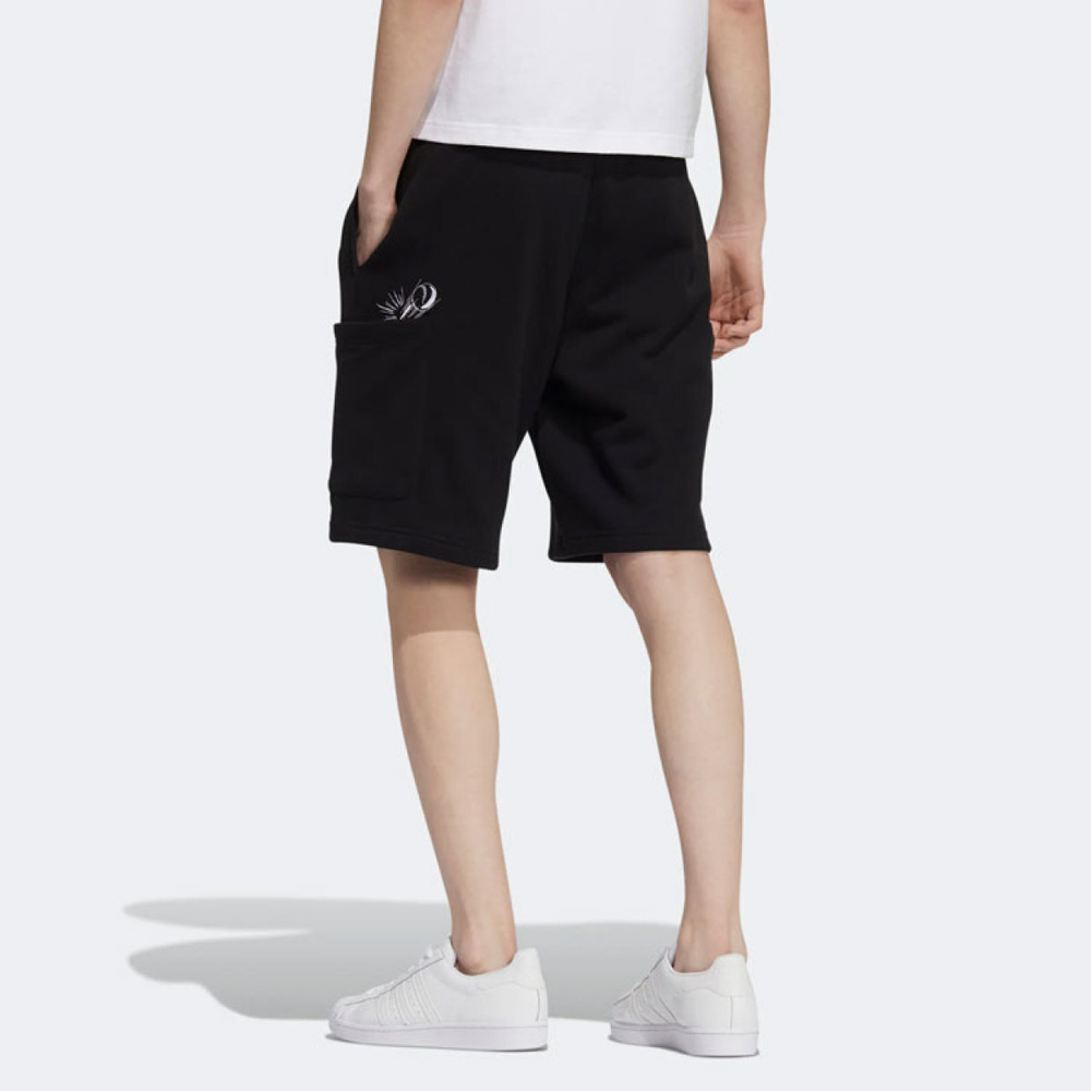 Adidas originals x Disney Manga Short 2