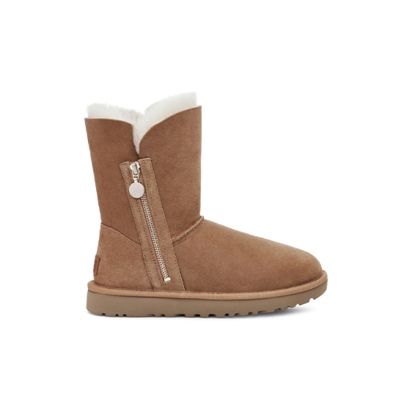 UGG Bailey Zip Short