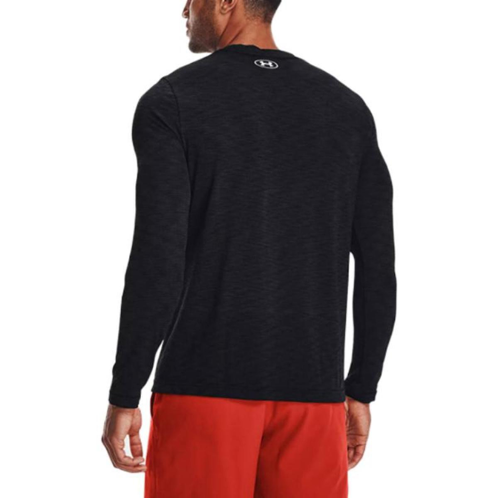 Under Armour T